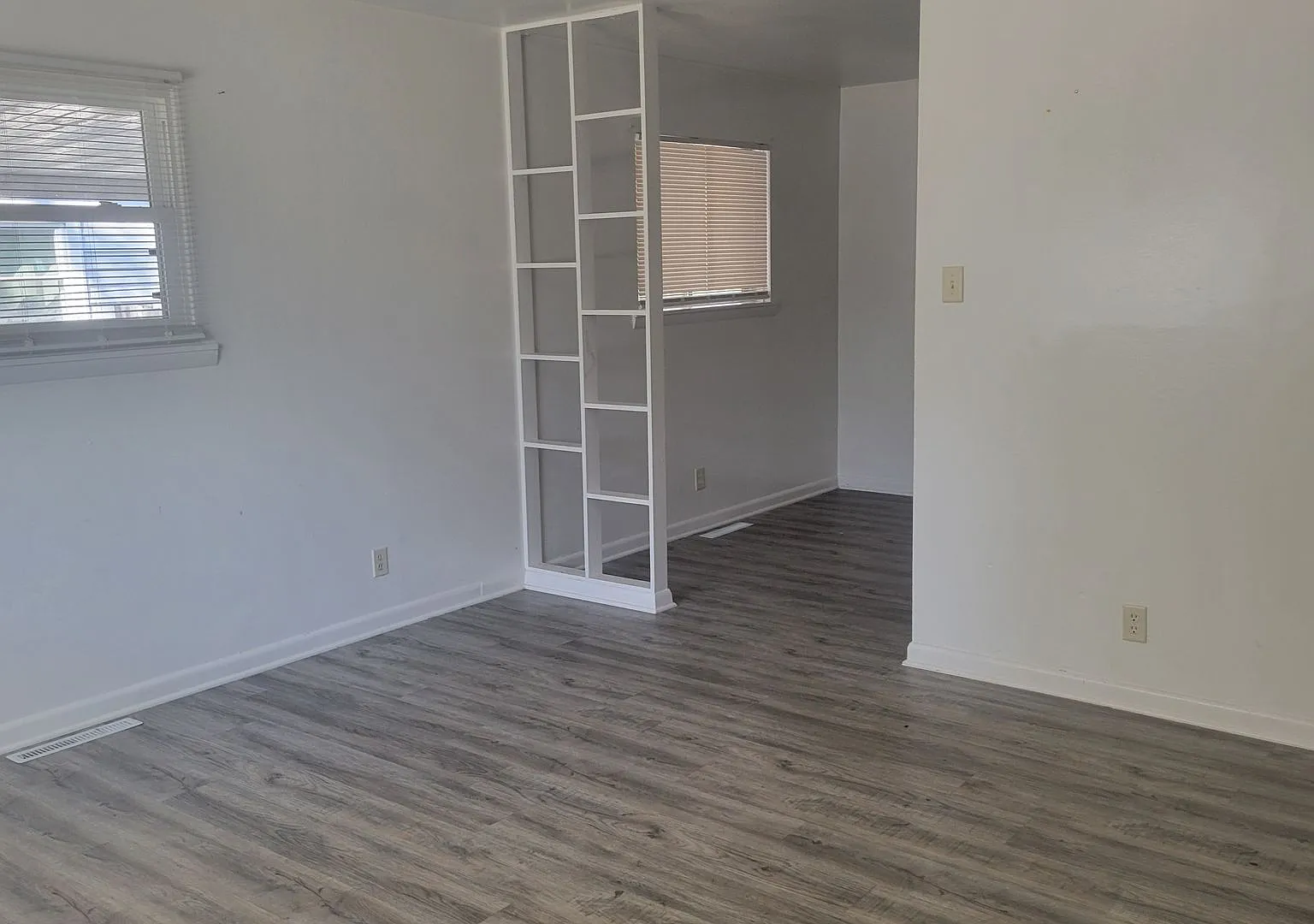 2 Bedroom ,1 bathroom home in Topeka — Photo 2