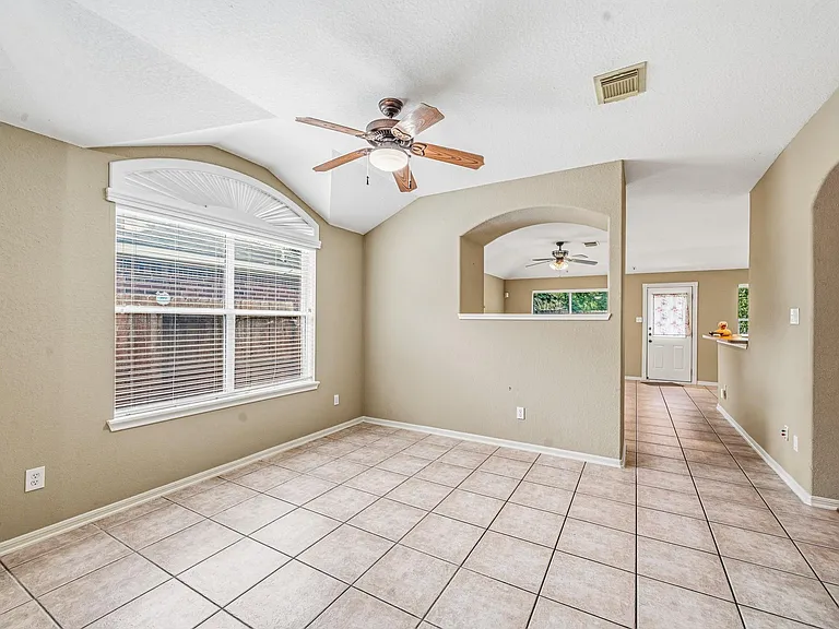 17935 Rose Hill Park Ln — Photo 5