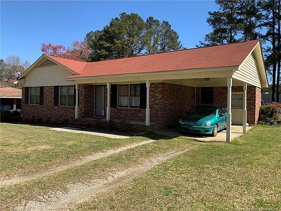 4th image of 416 College Dr