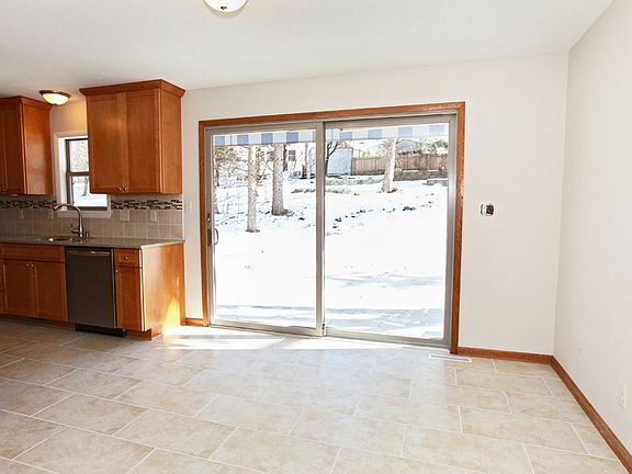 4th image of 3714 Rolling View Dr