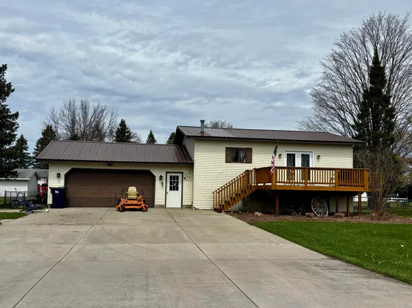 403 E Calhoun St, Mancelona, MI 49659