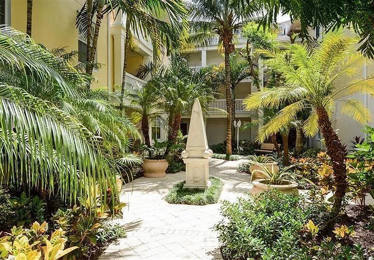 275 Murcia Dr #208 — Photo 66