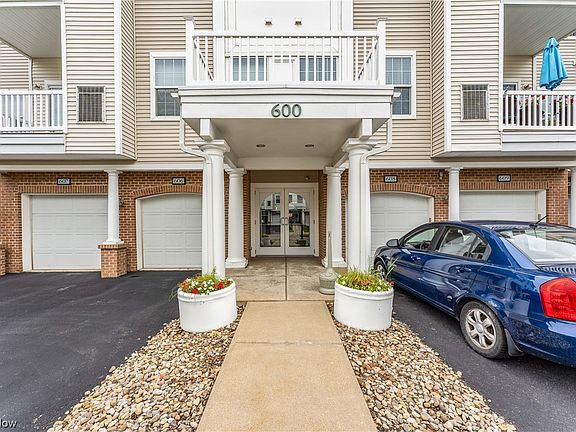 2nd image of 615 Aqua Marine Blvd