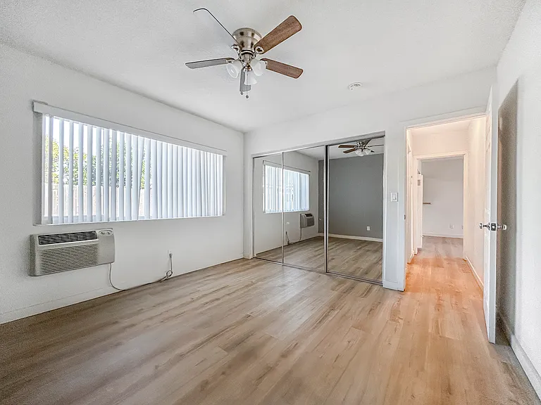 449 Melody Ln #4 — Photo 4