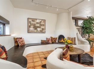 22 Alcalde Rd, Santa Fe, NM 87508