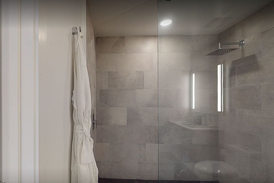 1st image of 535 NW 24th St #22