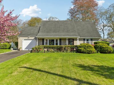 41 Orchid Road, East Patchogue, NY, 11772