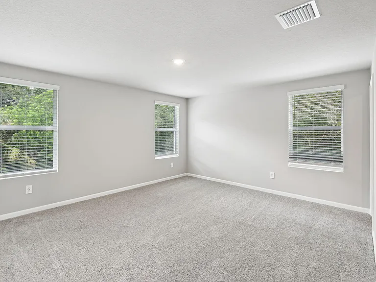423 Salisbury Cir — Photo 12