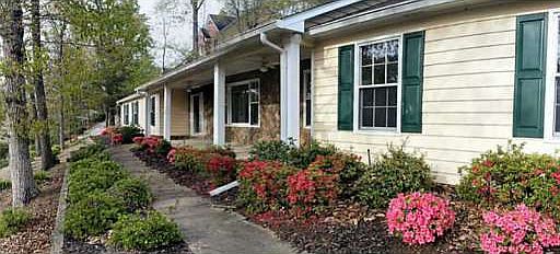 1st image of 4500 Windsor Oaks Dr