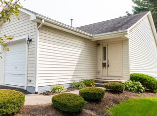 1930 Hemlock Hl, Bluefield, WV 24701