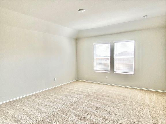 3rd image of 15009 Siberian Elm Ln