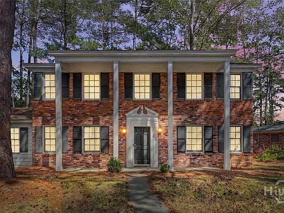 2nd image of 1620 Stillwood Drive