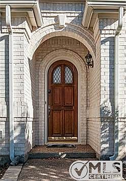 4th image of 2428 Bedford Cir