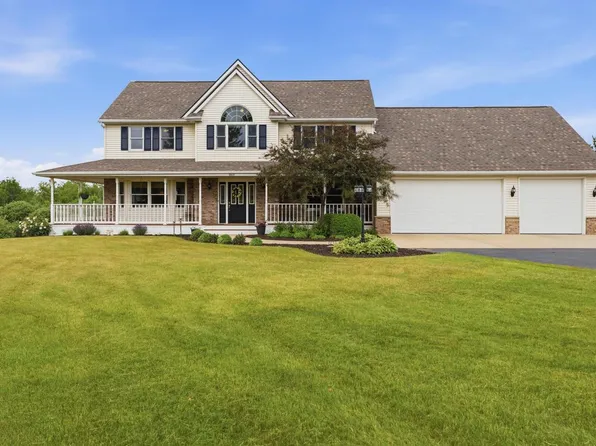 2911 Wildlife LANE, Richfield, WI 53076