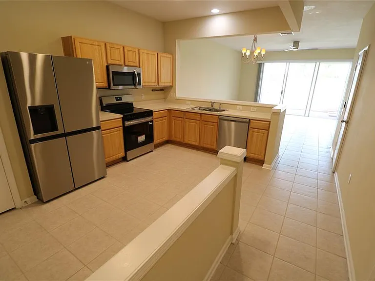 4866 Pond Ridge Dr — Photo 11