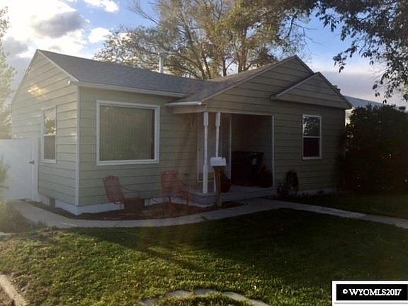 4th image of 1036 McKinley Ave
