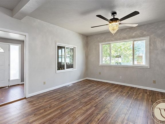 5th image of 419 S 29th St