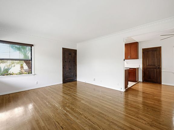 2nd image of 3665-3667 Jasmine Ave #6