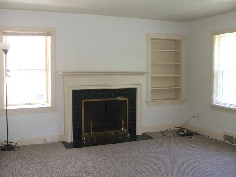 over-sized living room with new carpet