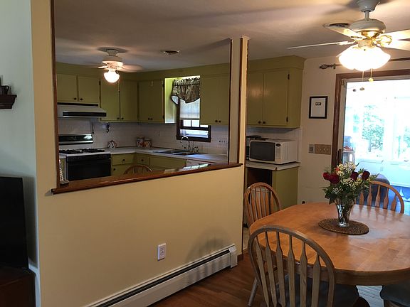 4th image of 29 Village Gate Dr