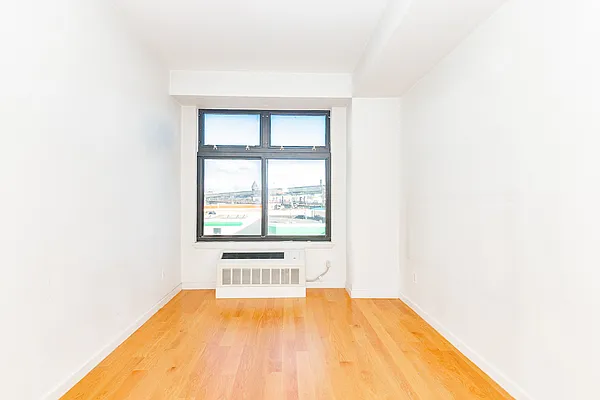 Rented by MySpaceNYC | media 32