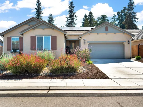 1807 Las Rosas Ave, Clovis, CA 93619