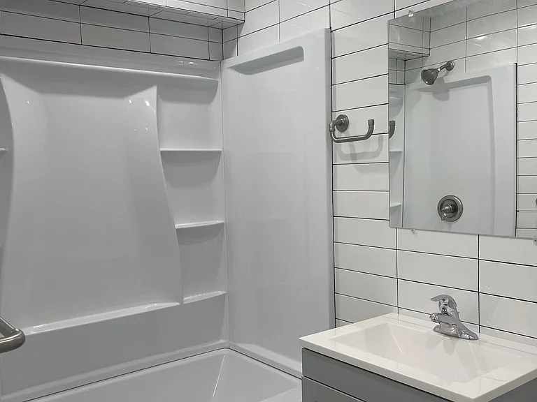413 Front St #5 — Photo 10