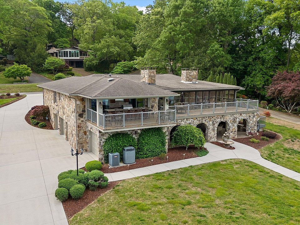 40th image of 4919 Bal Harbor Cir