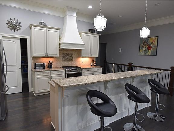 3rd image of 9307 Brolio Villa Dr #1
