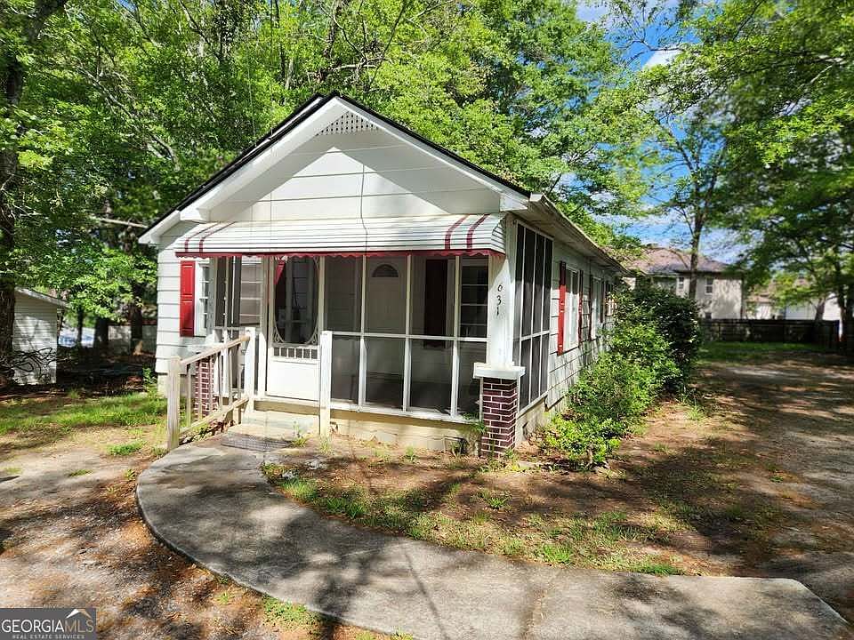 1st image of 631 Davis Ave