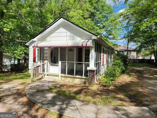 631 Davis Ave, Toccoa, GA 30577