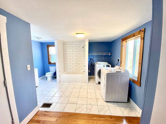 2nd image of 1610 Liberty St #1