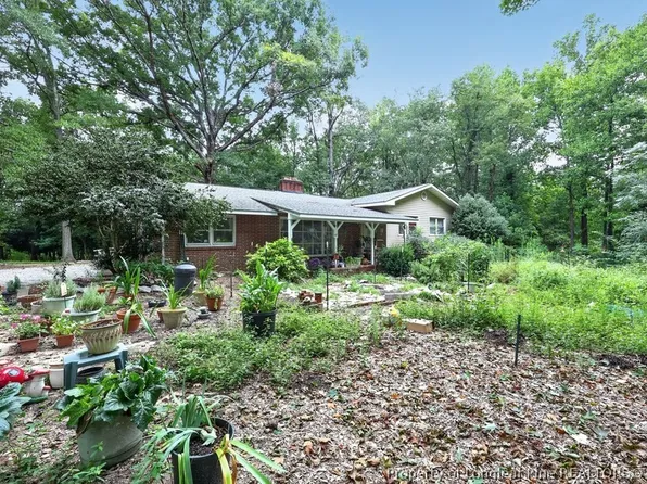 649 Kivett Rd, Lillington, NC 27546