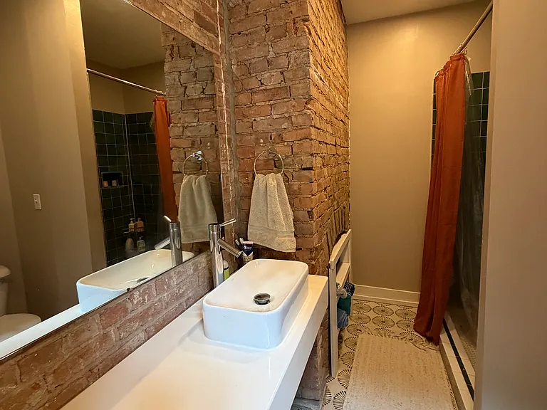 1324 Main St #2C — Photo 14