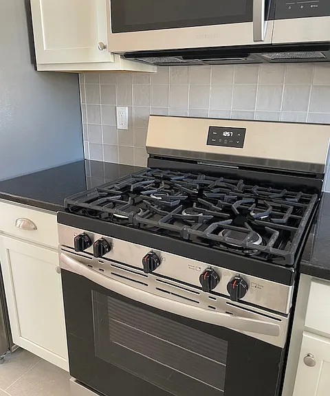 115 Bellevue St #2 — Photo 9