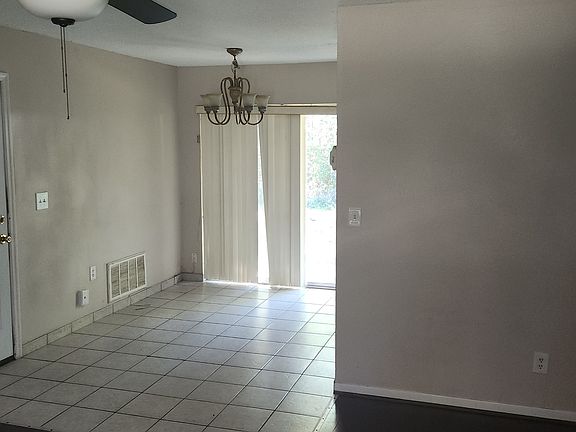 5th image of 4405 Royal St