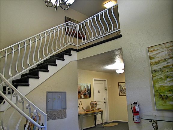 3rd image of 3515 S Hillcrest Dr APT 4