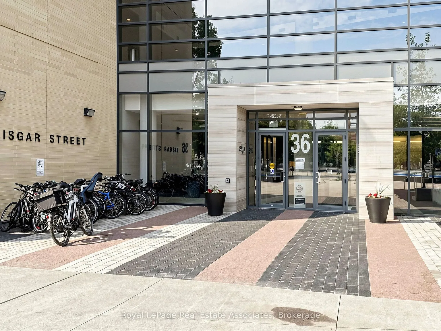 1 bed, $1,950 — Photo 3