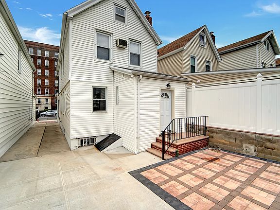 3rd image of 6330 Saunders St