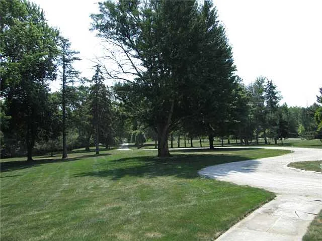 451 E Front St photo 1