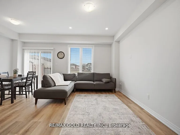 30 Mia Dr #2 — Photo 10