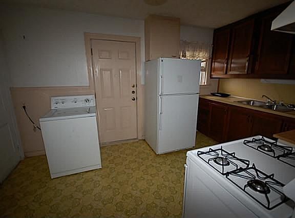 4th image of 1233 Portland Ave