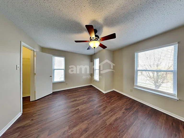 1221 Redwood Dr — Photo 26