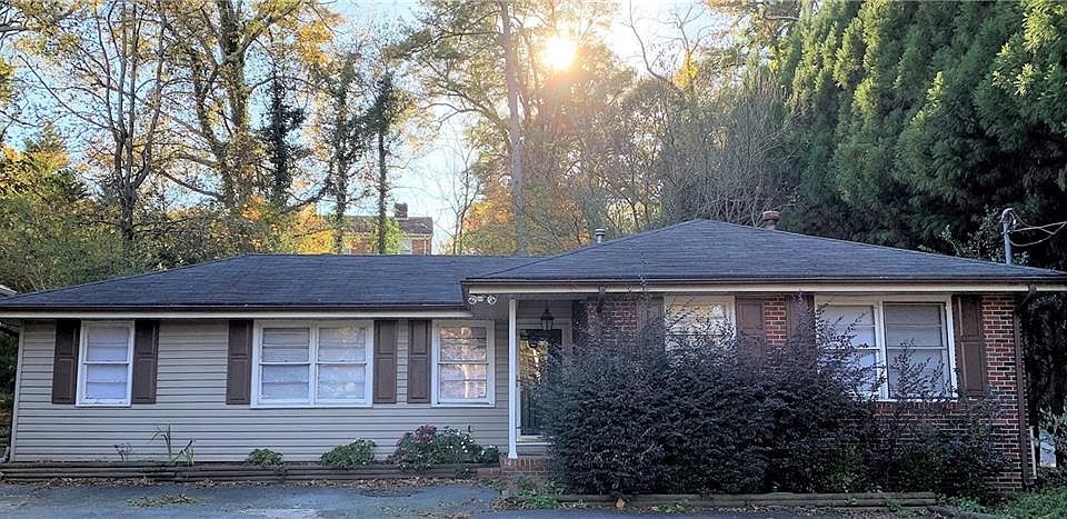 1st image of 317 W Wieuca Rd NE