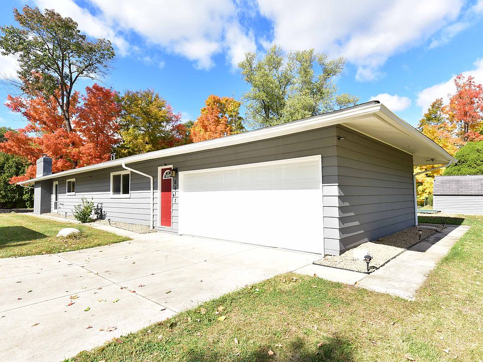 1st image of 6611 Hawthorne Dr