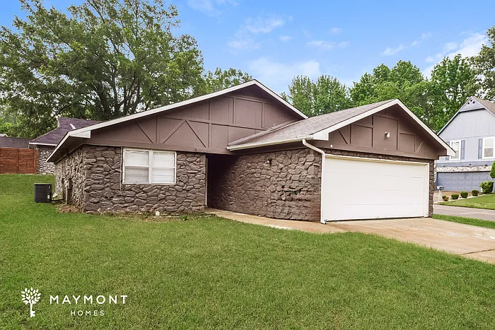 Building Photo - 4253 Balboa Cir
