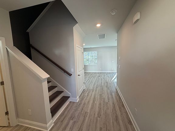 5th image of 7015 Shooting Star Way