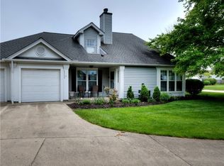 23366 Grist Mill Ct #16-2, Olmsted Falls, OH 44138