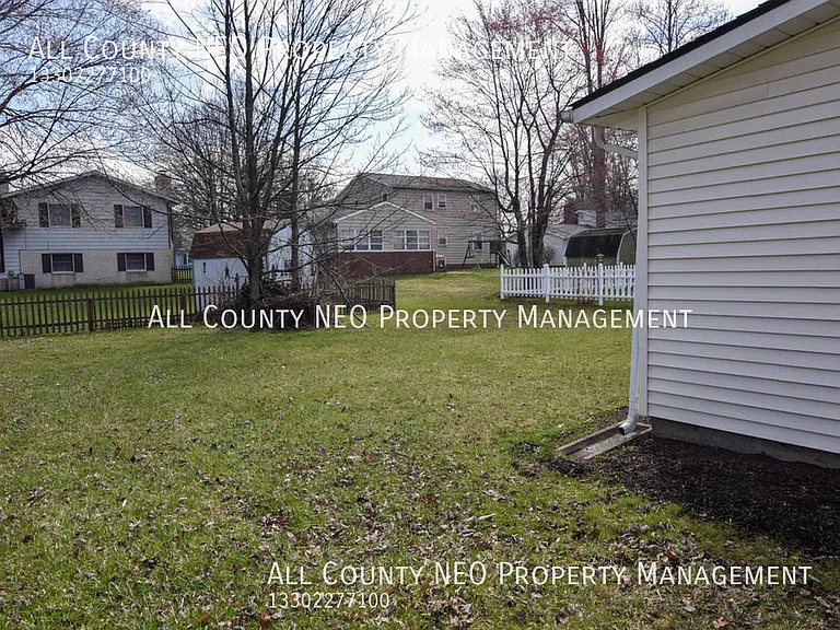 2470 Center Ave — Photo 14