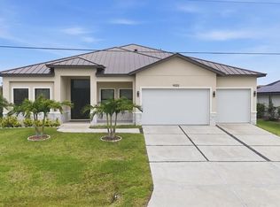 9222 Rosebud Cir, Pt Charlotte, FL 33981